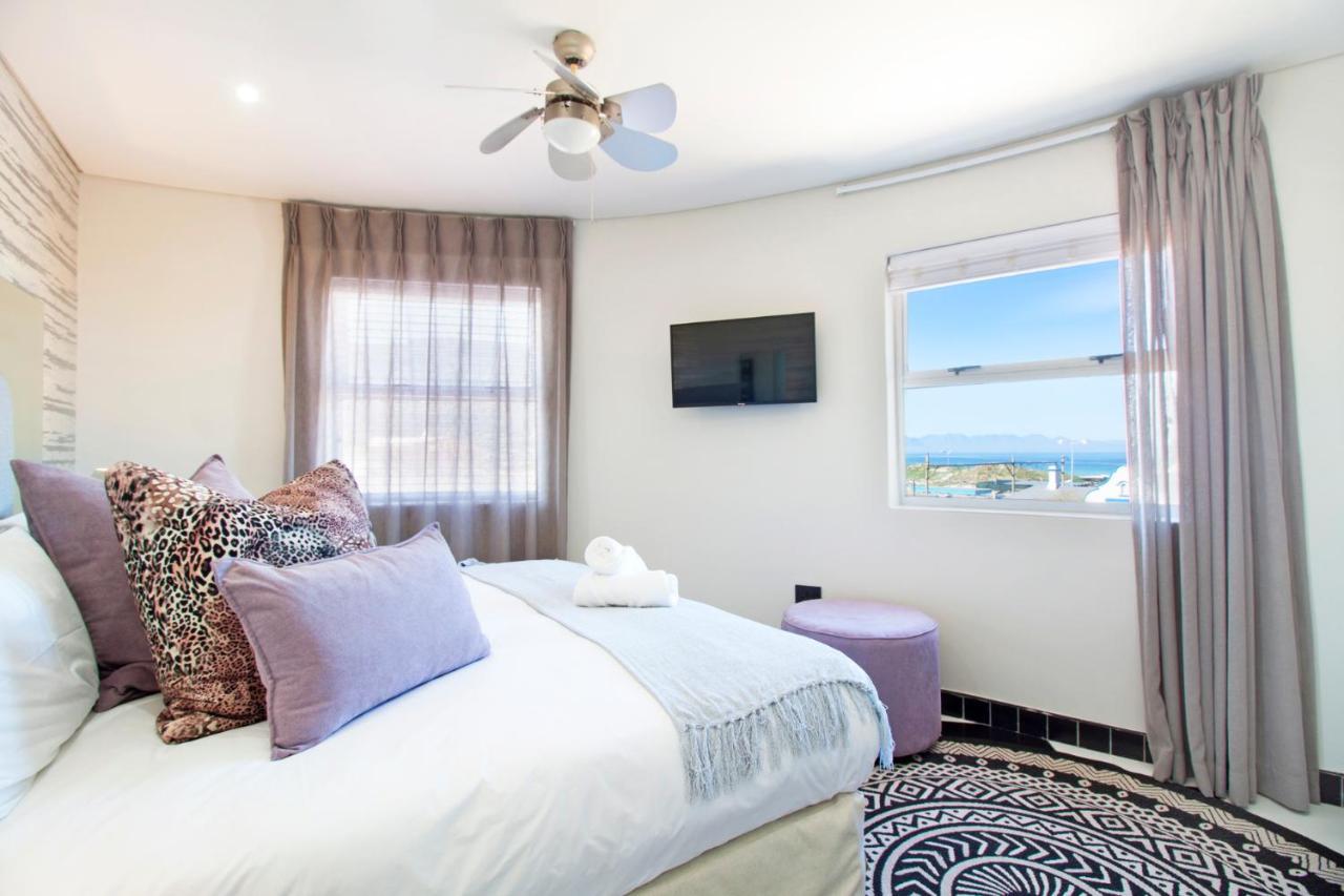 55 On Main Guesthouse And Spa Fish Hoek Exterior photo